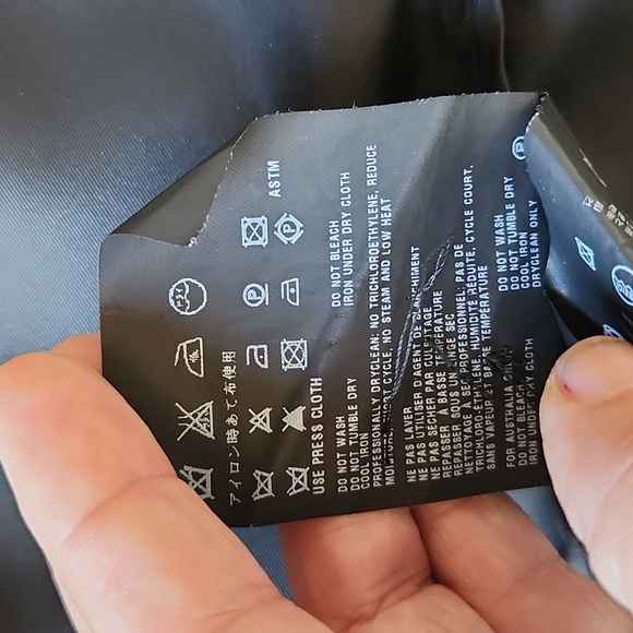 Prada coat, seize EU 40, Made in Italy 🇮🇹 ♥️ Host Pick ♥️ - Picture 12 of 12